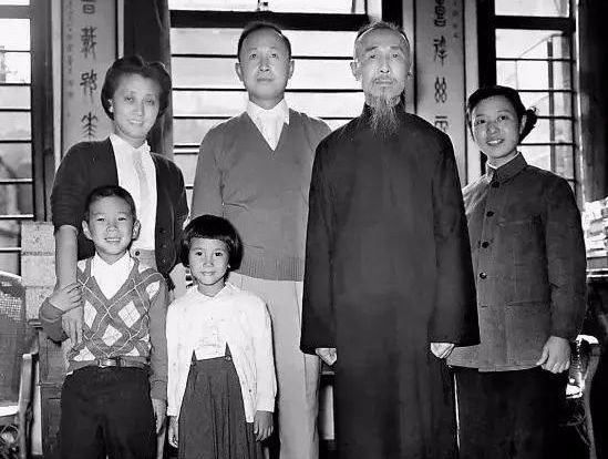 中国两大名门望族：后代沉寂多年，如今改变了中国！